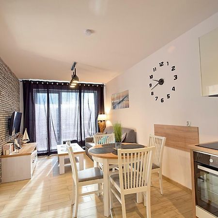 Apartament Oliwka Z Prywatnym Miejscem Postojowym Kołobrzeg Eksteriør bilde