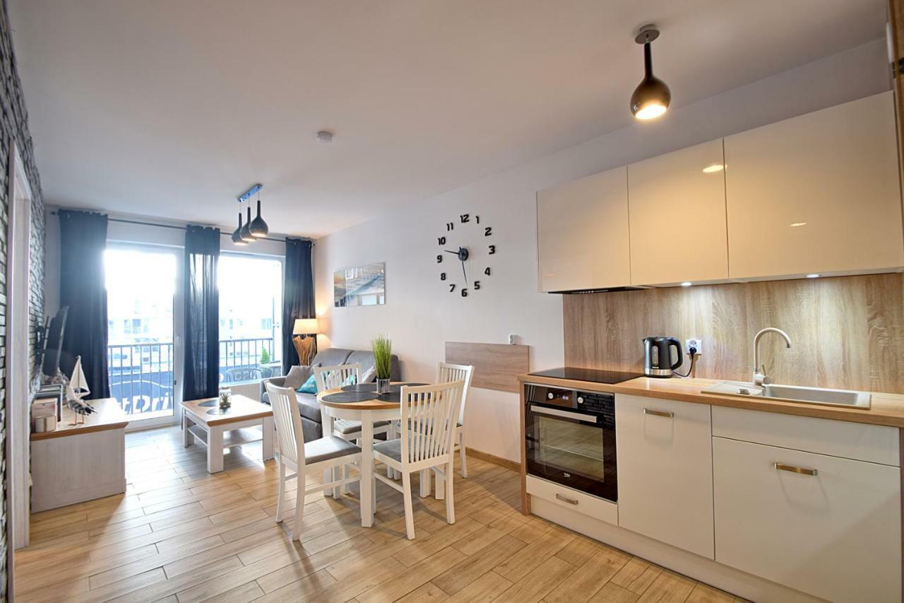 Apartament Oliwka Z Prywatnym Miejscem Postojowym Kołobrzeg Eksteriør bilde
